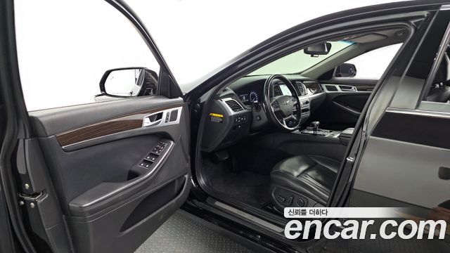 Genesis G80 2019 — photo 10