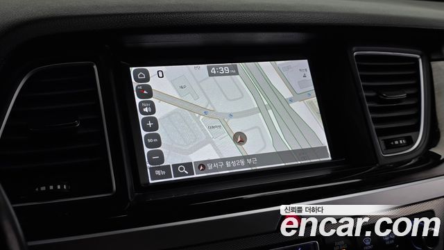 Genesis G80 2019 — photo 13
