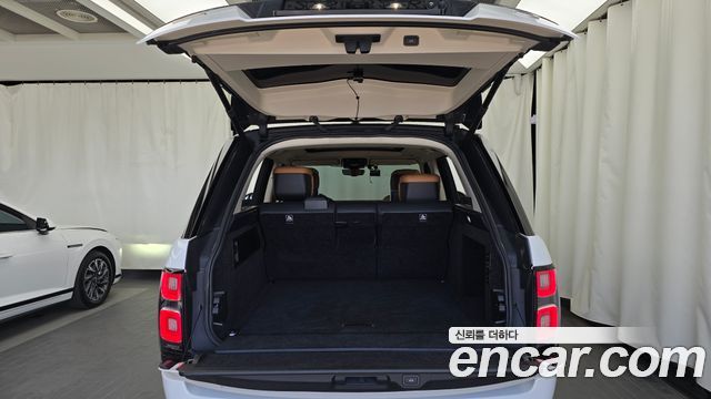 Land Rover Range Rover 2019 — photo 20
