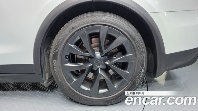 Tesla Model X 2023 — photo 7