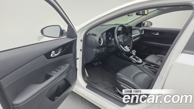 Kia K3 2024 — photo 10