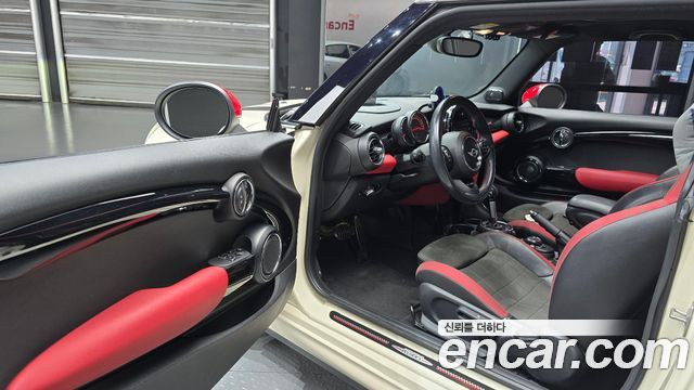 Mini Cooper 2016 — photo 10