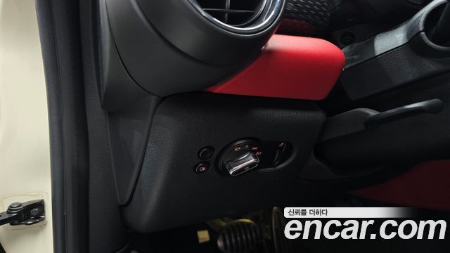 Mini Cooper 2016 — photo 15