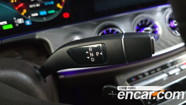Mercedes-Benz CLS-Class 2021 — photo 12