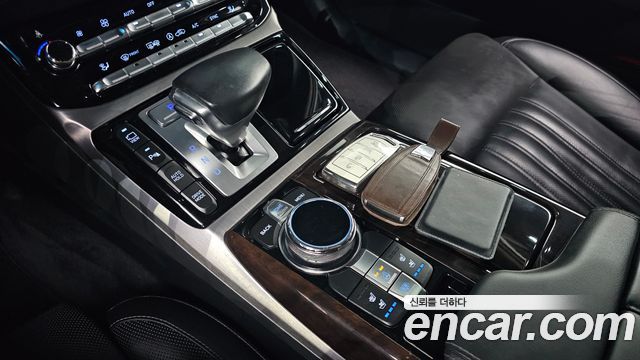 Genesis EQ900 2018 — photo 12