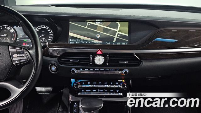 Genesis EQ900 2018 — photo 19
