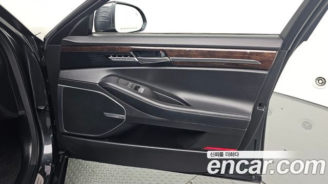 Genesis EQ900 2018 — photo 14