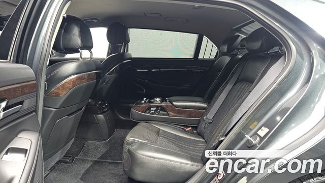 Genesis EQ900 2018 — photo 27