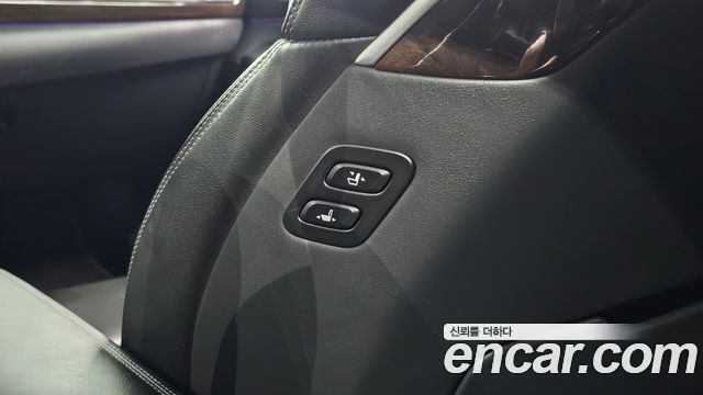 Genesis EQ900 2018 — photo 28