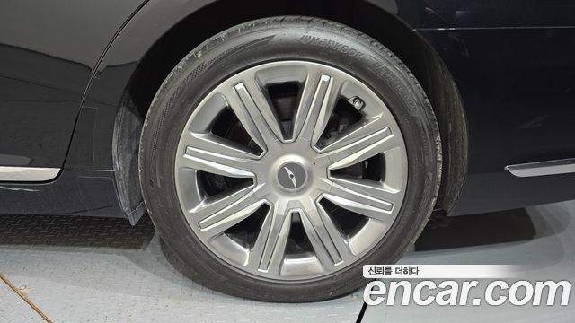 Genesis EQ900 2016 — photo 7