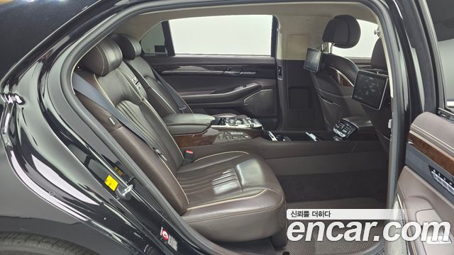 Genesis EQ900 2016 — photo 27