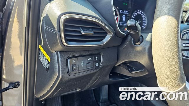 Hyundai Santafe 2020 — photo 17