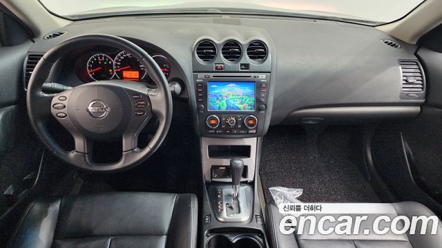 Nissan Altima 2011 — photo 7