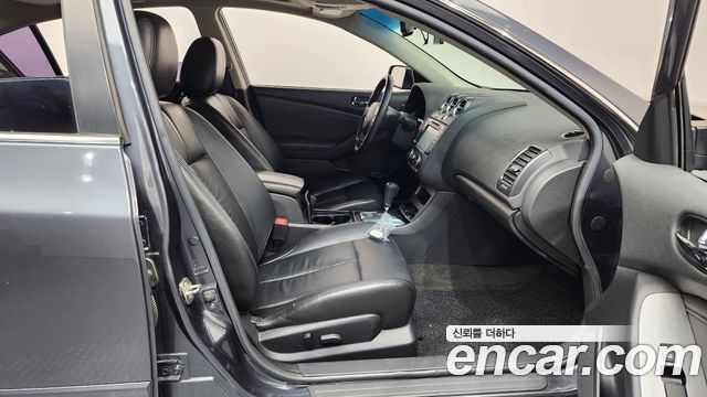 Nissan Altima 2011 — photo 11