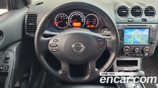 Nissan Altima 2011 — photo 14
