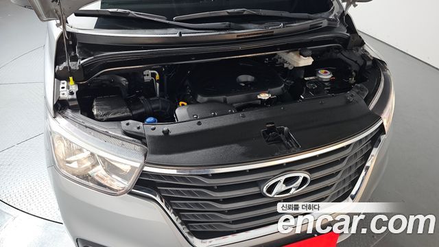 Hyundai Starex 2020 — photo 6