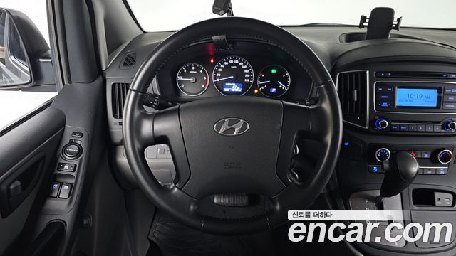 Hyundai Starex 2020 — photo 19