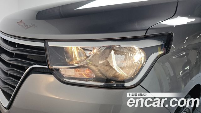 Hyundai Starex 2020 — photo 8