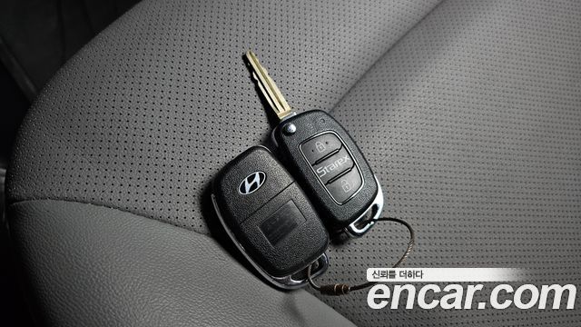 Hyundai Starex 2020 — photo 27