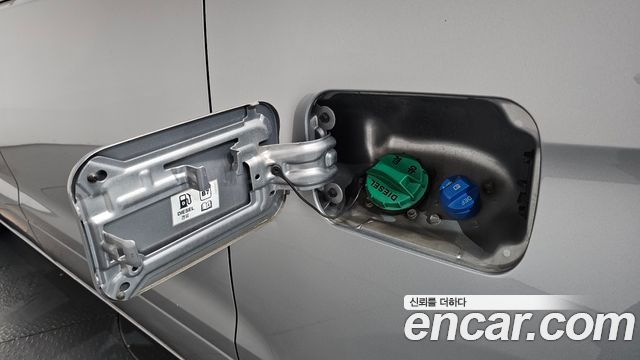 Hyundai Starex 2020 — photo 30