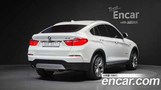 BMW X4 2017 — photo 2