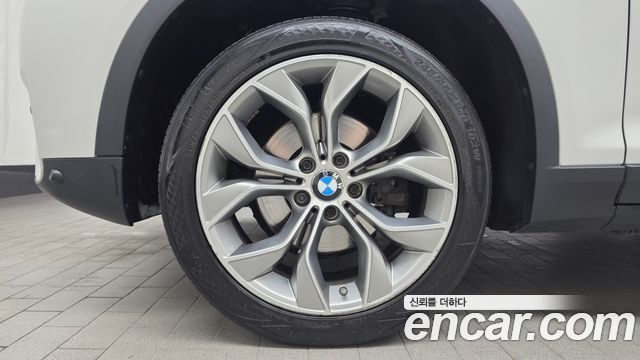 BMW X4 2017 — photo 5