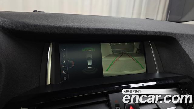 BMW X4 2017 — photo 21
