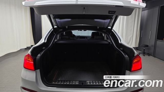 BMW X4 2017 — photo 26