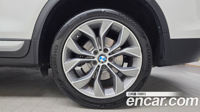 BMW X4 2017 — photo 7