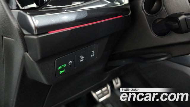 Audi Q4 e-tron 2023 — photo 28