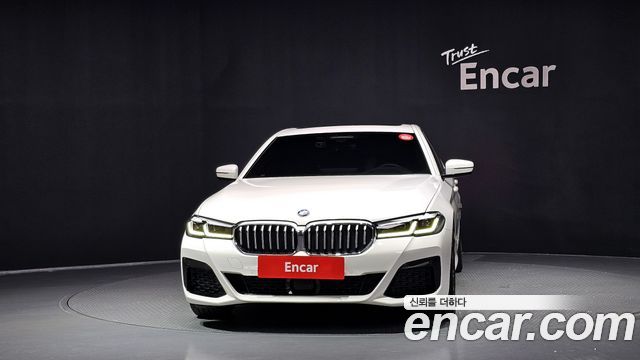 BMW 5-Series 2022 — photo 3