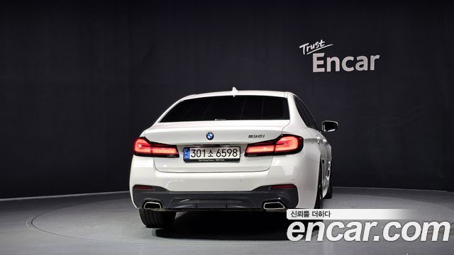 BMW 5-Series 2022 — photo 4