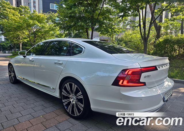 Volvo S90 2023 — photo 4