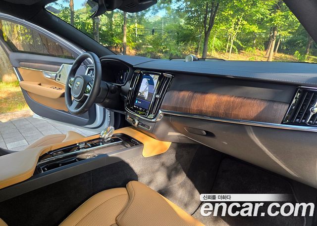 Volvo S90 2023 — photo 11