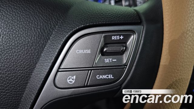 Hyundai Santafe 2015 — photo 25