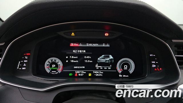 Audi A6 2021 — photo 11