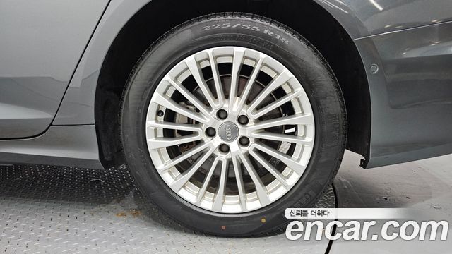 Audi A6 2021 — photo 7