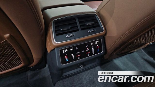 Audi A6 2021 — photo 30