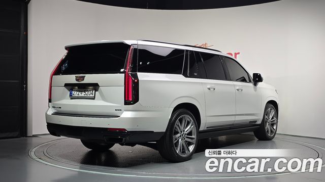 Cadillac Escalade 2025 — photo 2