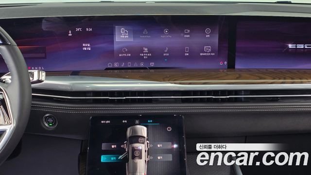 Cadillac Escalade 2025 — photo 18