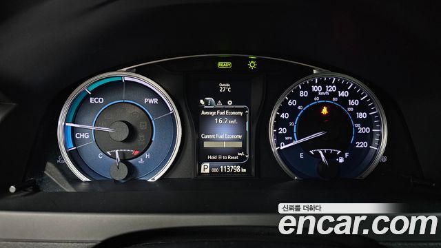 Toyota Camry 2016 — photo 8