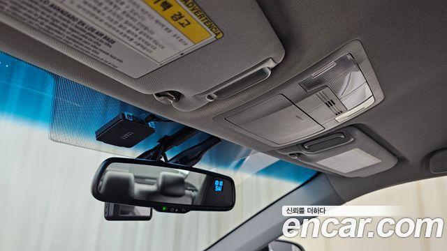 Toyota Camry 2016 — photo 18