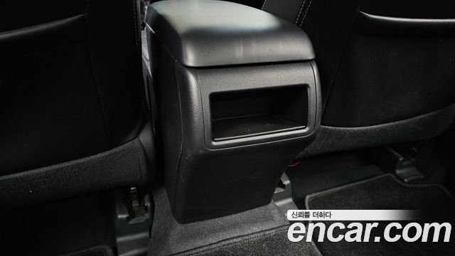 Toyota Camry 2016 — photo 19