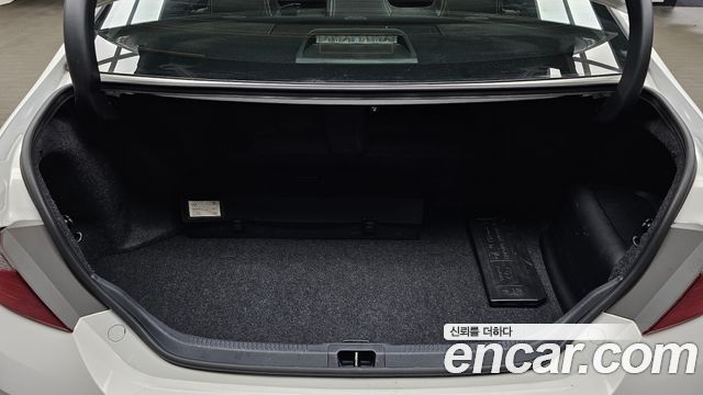 Toyota Camry 2016 — photo 20
