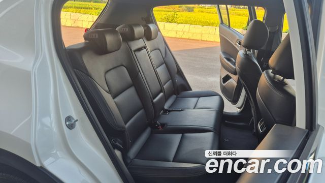 Kia Sportage 2016 — photo 10