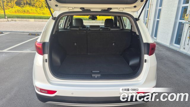 Kia Sportage 2016 — photo 18