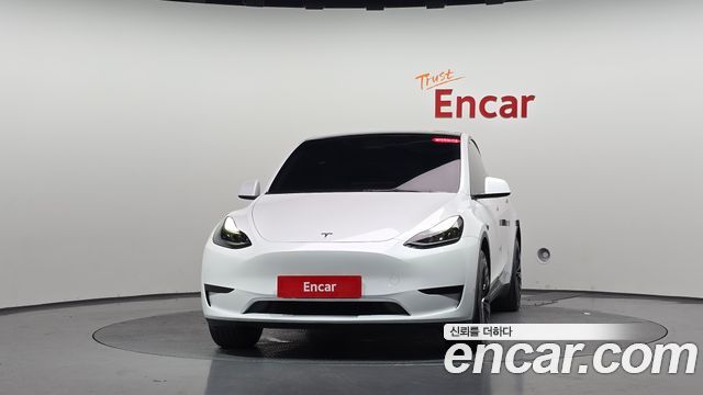 Tesla Model Y 2025 — photo 3