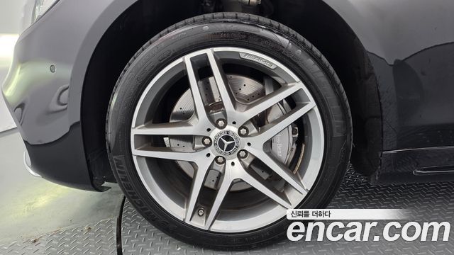 Mercedes-Benz S-Class 2020 — photo 5