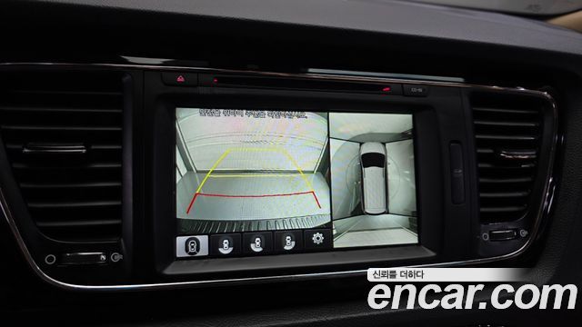 Kia Canival 2018 — photo 21
