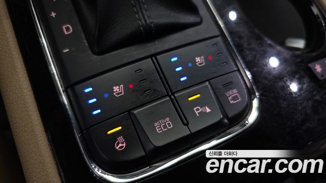 Kia Canival 2018 — photo 23